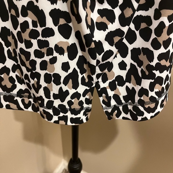 MULTIPLES Three-Quarters Sleeve Leopard  Print Top, size XL - Picture 11 of 11